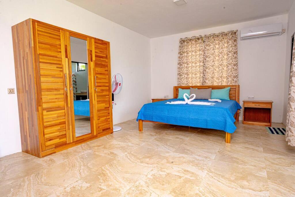 Lotus Lane Apartments Grand-Baie Kültér fotó